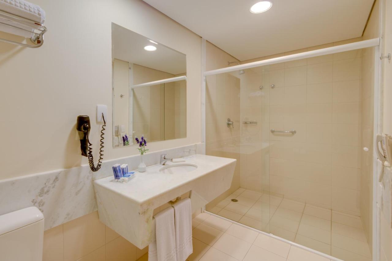 Blue Tree Premium Londrina Hotel Exterior photo